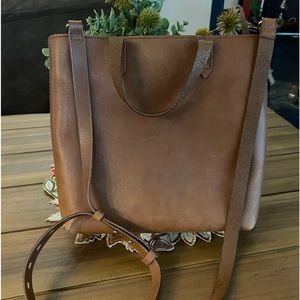 MADEWELL - Transport Zip too small